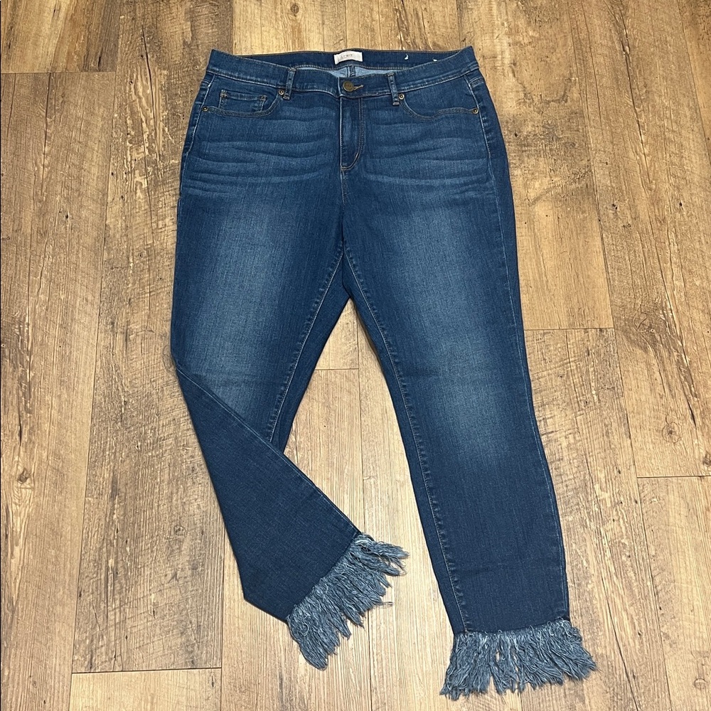 LOFT Outlet Blue Denim Frayed Hem Skinny Jeans w/Tan Stitching, Size 12, Stretch